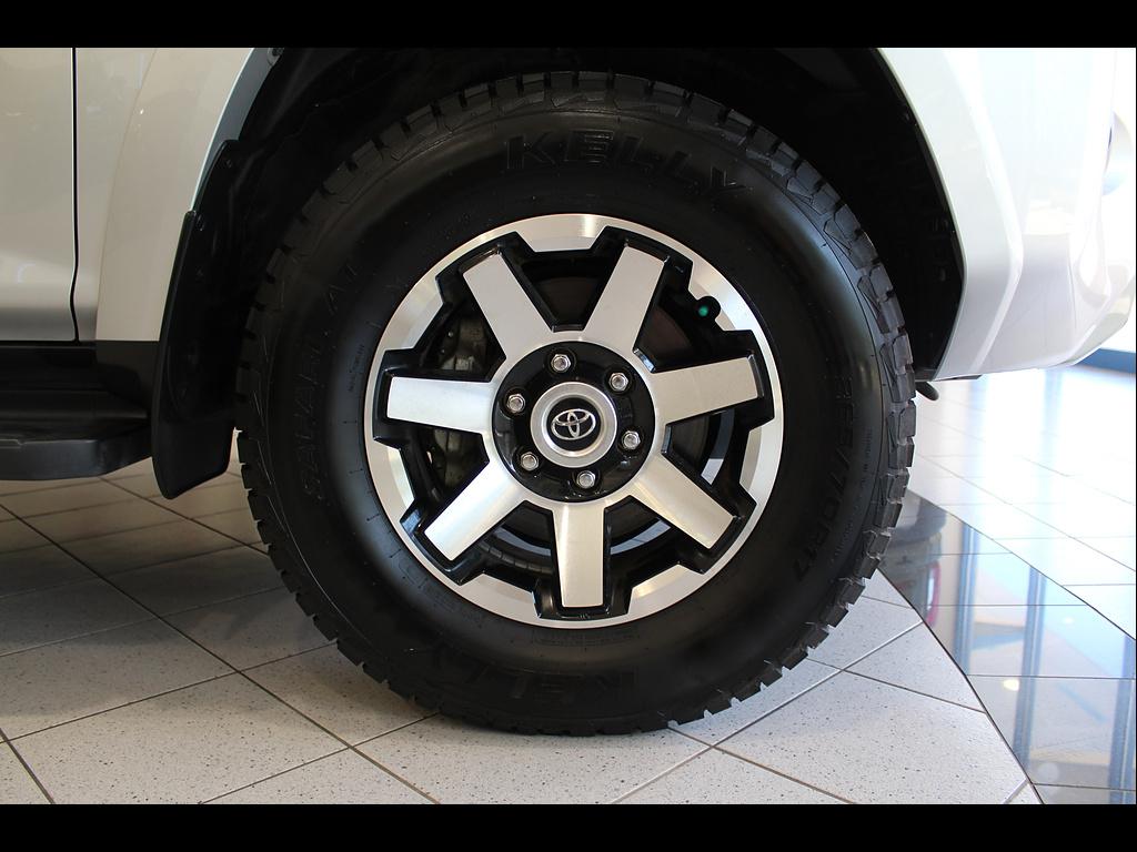 2024 Toyota 4Runner TRD Off-Road Premium - Photo 10