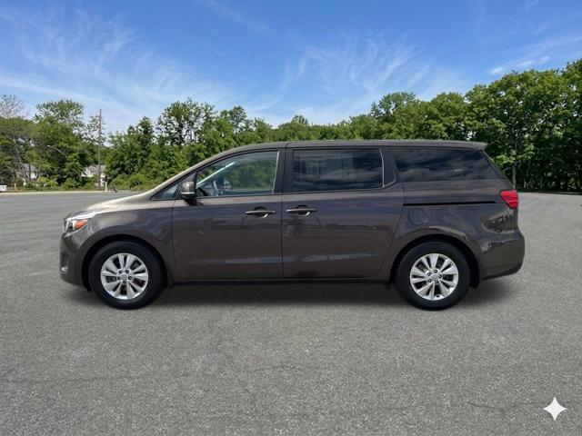 2018 Kia Sedona LX