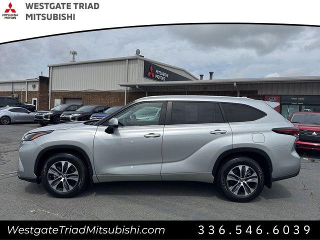 2024 Toyota Highlander Hybrid XLE