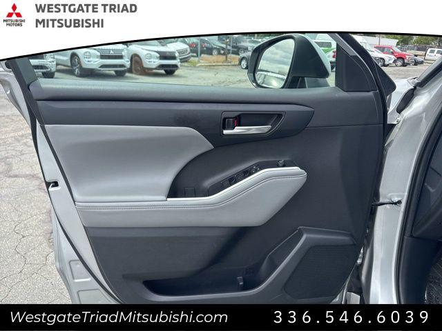 2024 Toyota Highlander Hybrid XLE