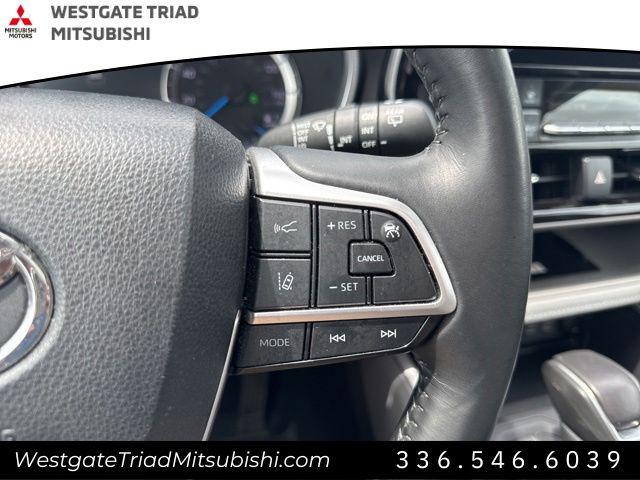 2024 Toyota Highlander Hybrid XLE