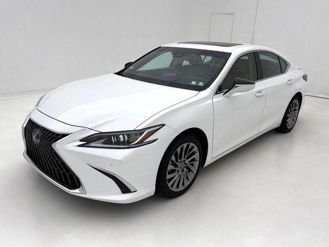2025 Lexus ES 300h Luxury