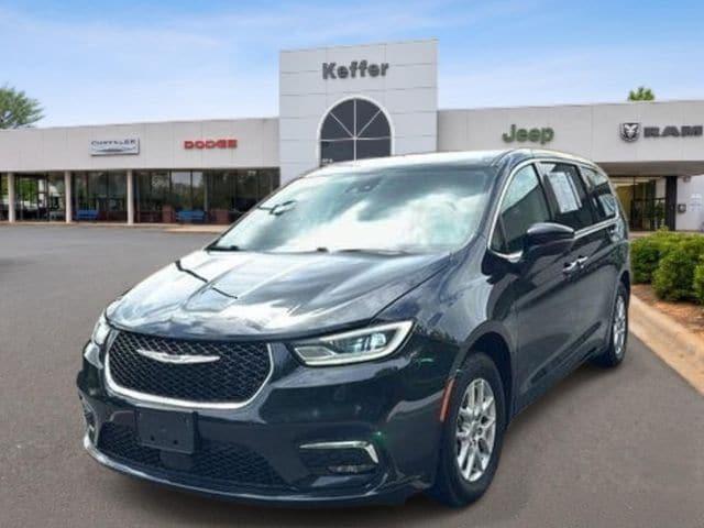 2023 Chrysler Pacifica Touring L for sale in Charlotte, NC