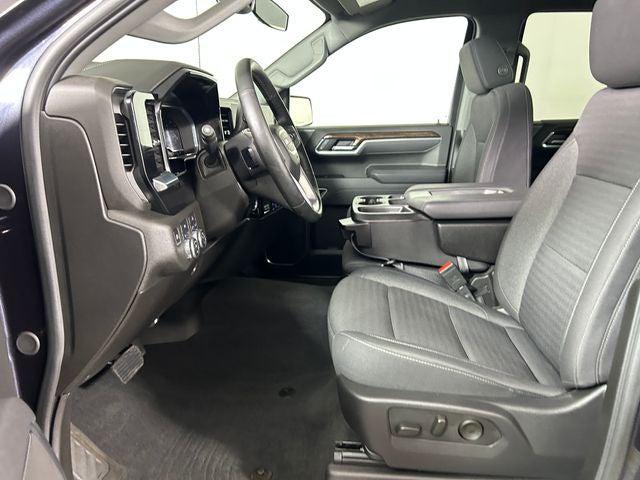 2025 GMC Sierra 1500 4WD Crew Cab Short Box Elevation with 3VL