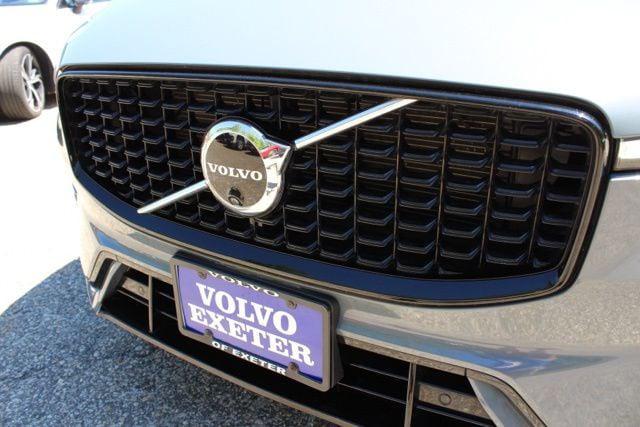 2024 Volvo XC60 Recharge T8 Plus Dark Theme