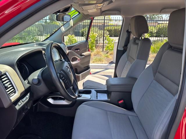 2024 Nissan Frontier Crew Cab SV 4x2