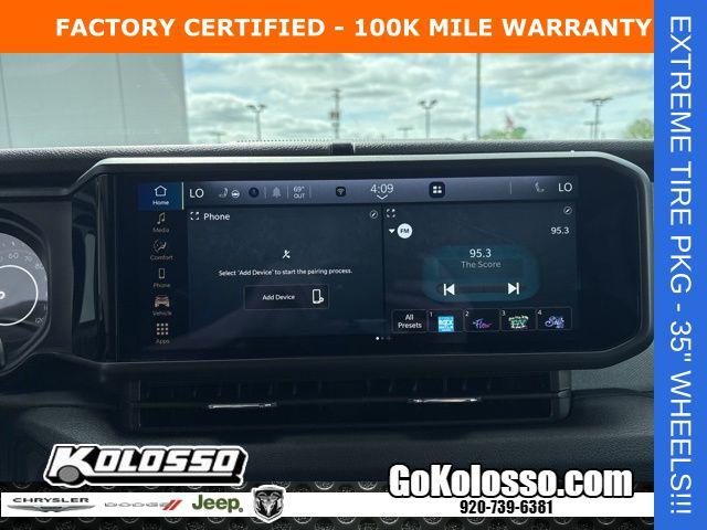 2025 Jeep Wrangler 4-Door Willys 4x4