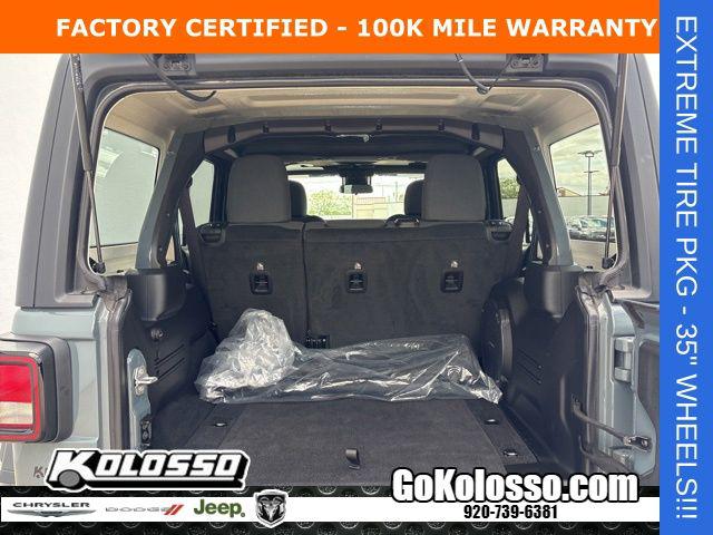2025 Jeep Wrangler 4-Door Willys 4x4