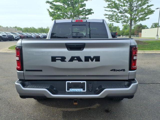 2025 Ram 1500 Big Horn Crew Cab 4x4 5'7" Box