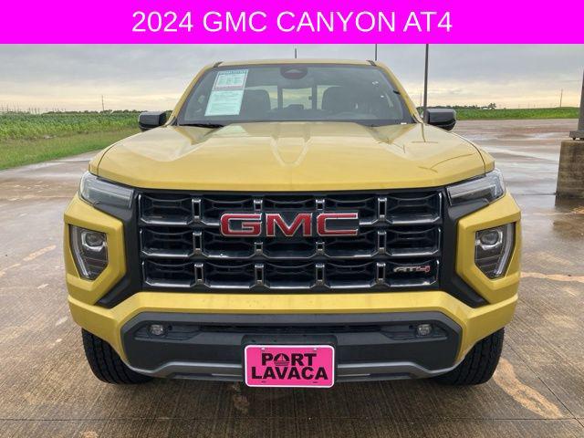2024 GMC Canyon 4WD AT4