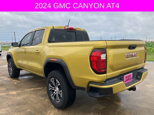 2024 GMC Canyon 4WD AT4