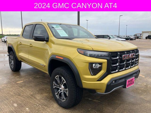 2024 GMC Canyon 4WD AT4