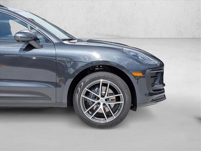 2026 Porsche Macan AWD