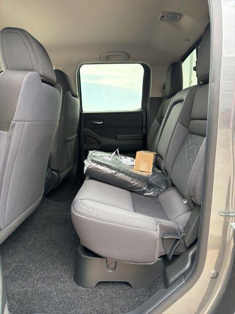 2026 Nissan Frontier Crew Cab SV 4x2