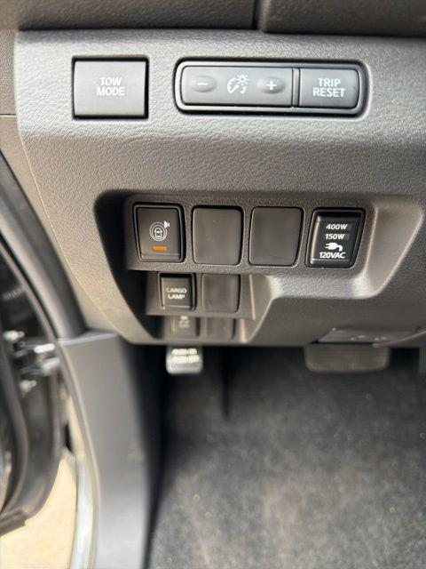 2026 Nissan Frontier Crew Cab SV 4x2
