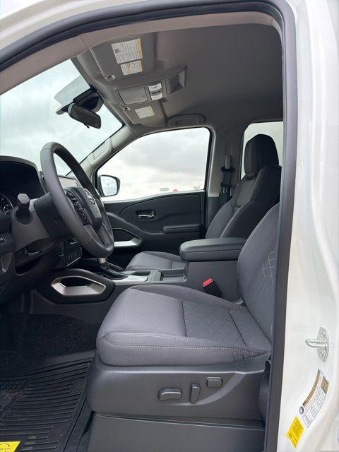 2026 Nissan Frontier Crew Cab SV 4x2