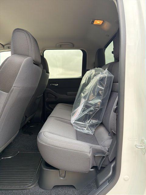 2026 Nissan Frontier Crew Cab SV 4x2