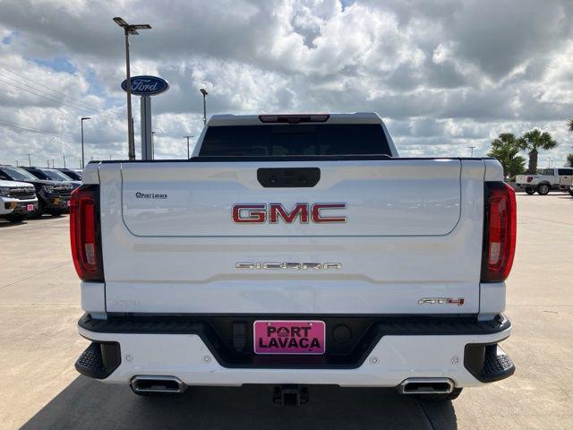2023 GMC Sierra 1500 4WD Crew Cab Short Box AT4