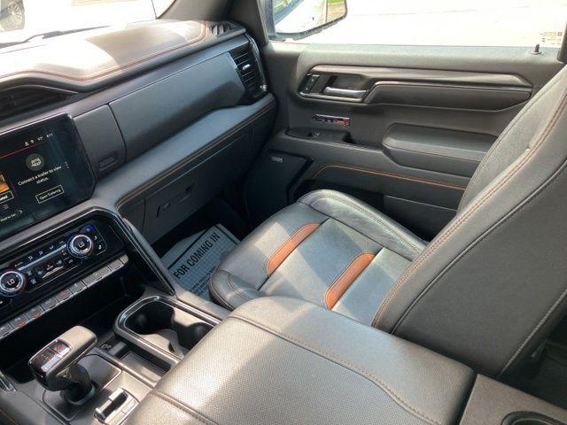 2023 GMC Sierra 1500 4WD Crew Cab Short Box AT4