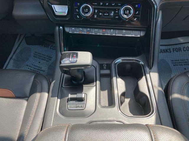 2023 GMC Sierra 1500 4WD Crew Cab Short Box AT4