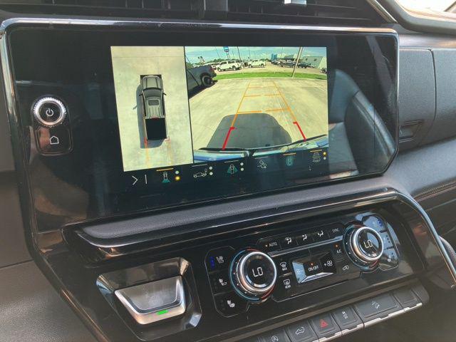 2023 GMC Sierra 1500 4WD Crew Cab Short Box AT4