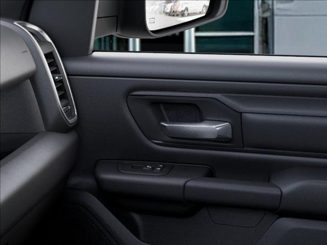 2026 Ram 1500 Express Crew Cab 4x4 5'7" Box