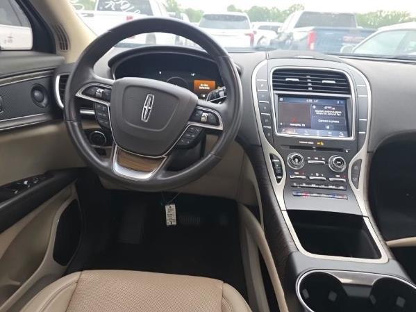 2020 Lincoln Nautilus Reserve