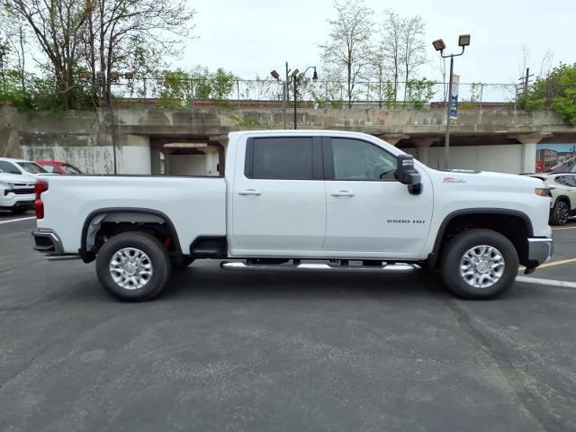 2026 Chevrolet Silverado 2500HD Crew Cab, Standard Bed, LT, 4WD