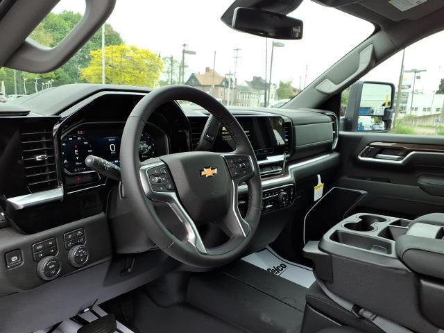 2026 Chevrolet Silverado 2500HD Crew Cab, Standard Bed, LT, 4WD
