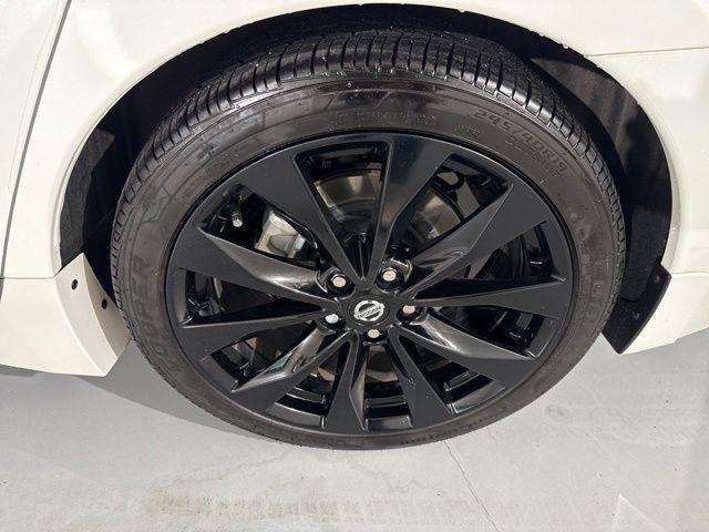 2022 Nissan Maxima SR Xtronic CVT