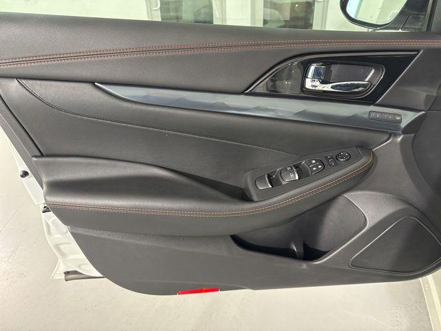 2022 Nissan Maxima SR Xtronic CVT