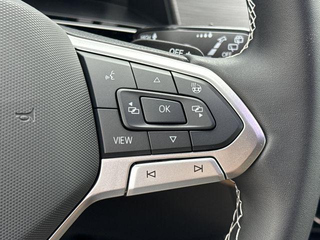 2026 Volkswagen Atlas Cross Sport SE with Technology