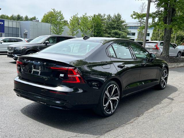 2023 Volvo S60 Recharge T8 Plus Dark Theme