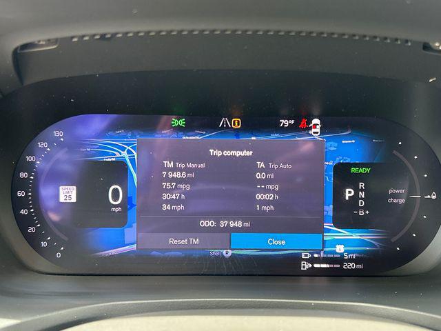 2023 Volvo S60 Recharge T8 Plus Dark Theme