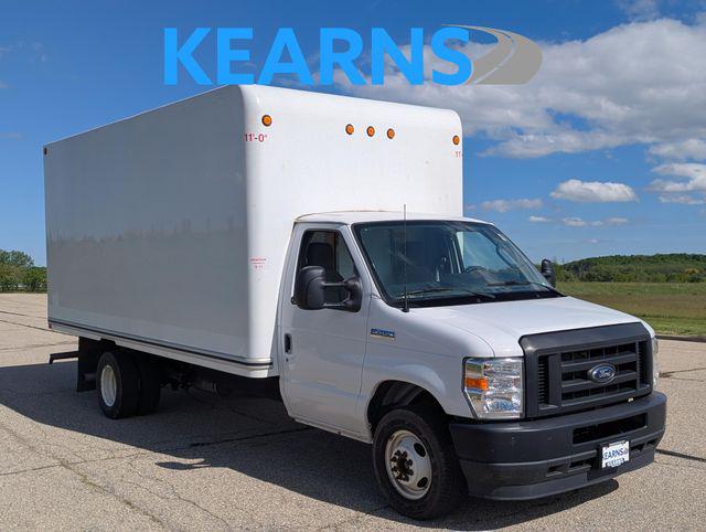 2023 Ford E-450 Cutaway Base for sale in Johnson Creek, WI