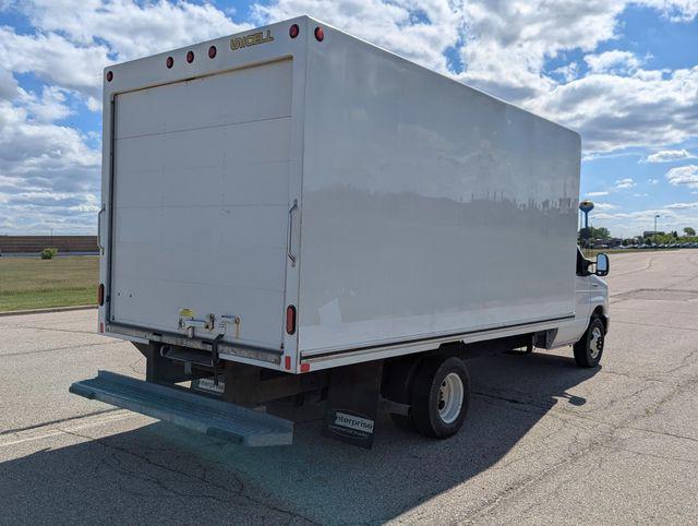 2023 Ford E-450 Cutaway Base