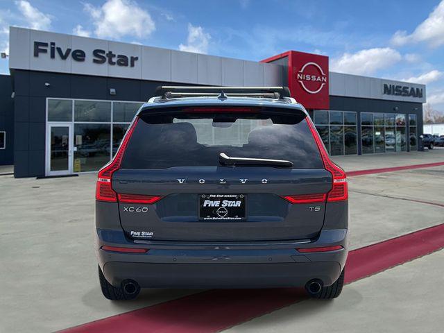 2021 Volvo XC60 T5 Momentum