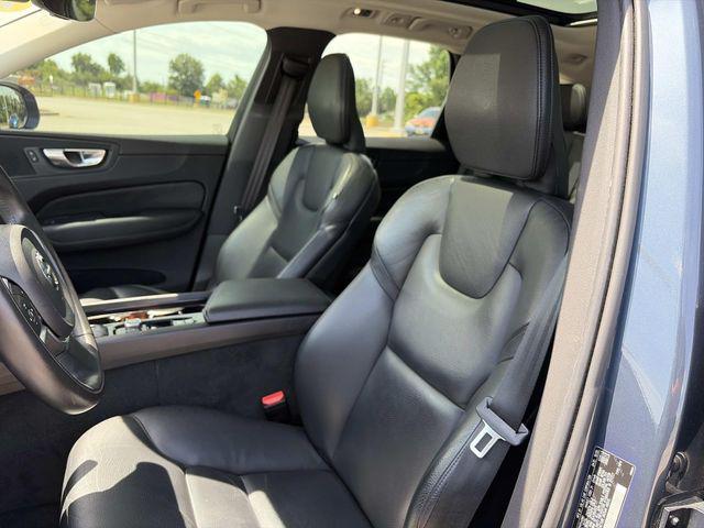 2021 Volvo XC60 T5 Momentum