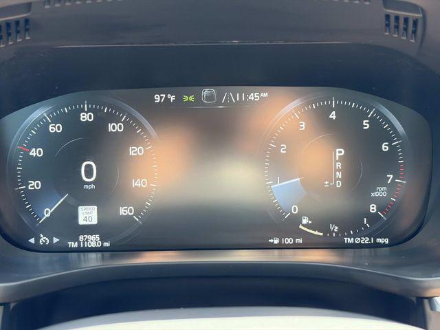 2021 Volvo XC60 T5 Momentum