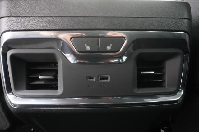 2026 Chevrolet Silverado 2500HD Crew Cab, Standard Bed, High Country, 4WD