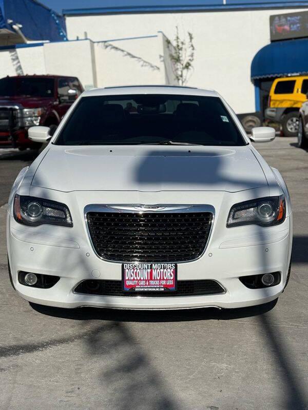 2012 Chrysler 300 SRT8