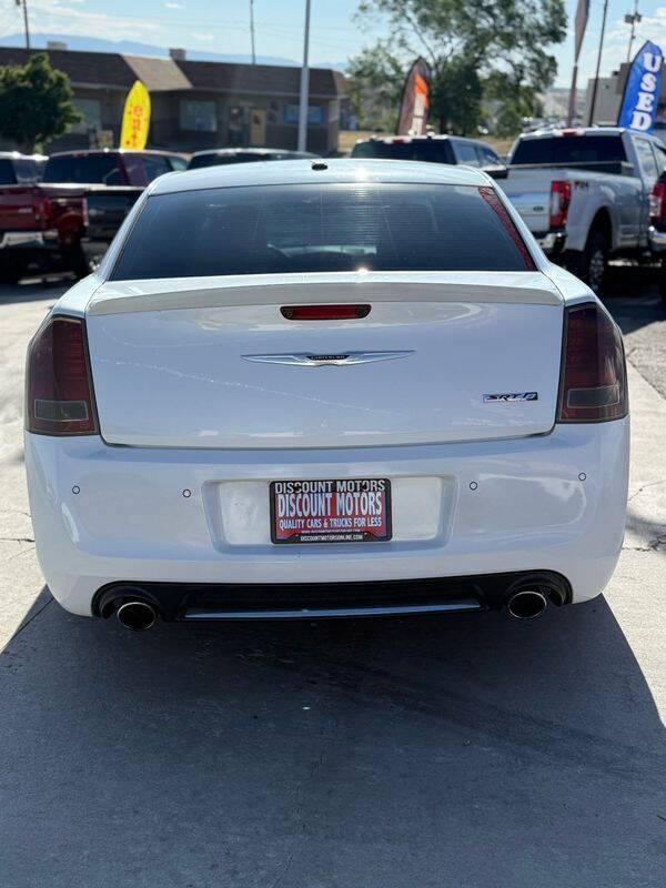 2012 Chrysler 300 SRT8