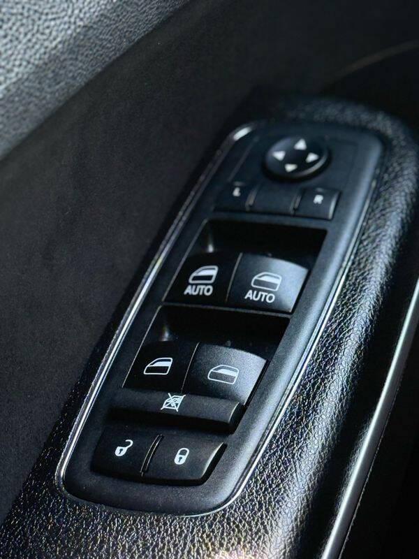 2012 Chrysler 300 SRT8