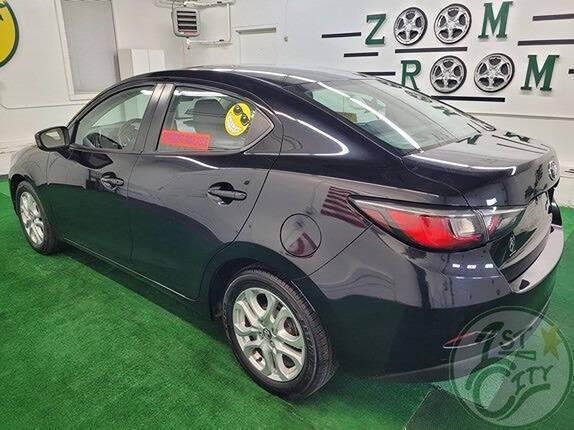 2017 Toyota Yaris iA Base 4dr Sedan 6A
