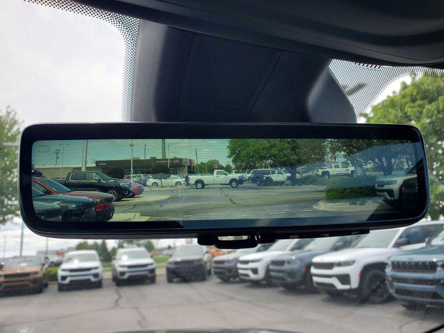 2026 Jeep Grand Cherokee 85th Anniversary Edition