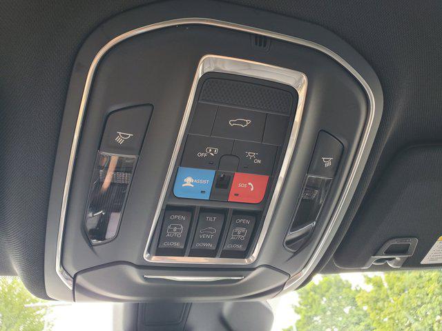 2026 Jeep Grand Cherokee 85th Anniversary Edition