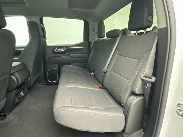 2026 Chevrolet Silverado 1500 4WD Crew Cab Standard Bed LT