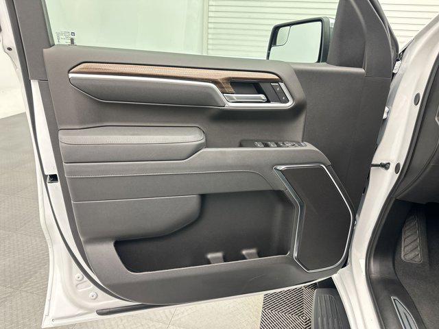 2026 Chevrolet Silverado 1500 4WD Crew Cab Standard Bed LT