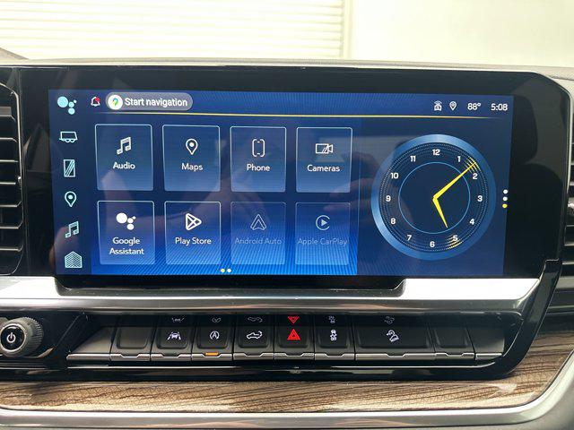 2026 Chevrolet Silverado 1500 4WD Crew Cab Standard Bed LT