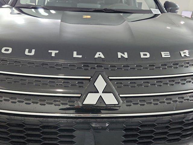2024 Mitsubishi Outlander ES 2.5 S-AWC